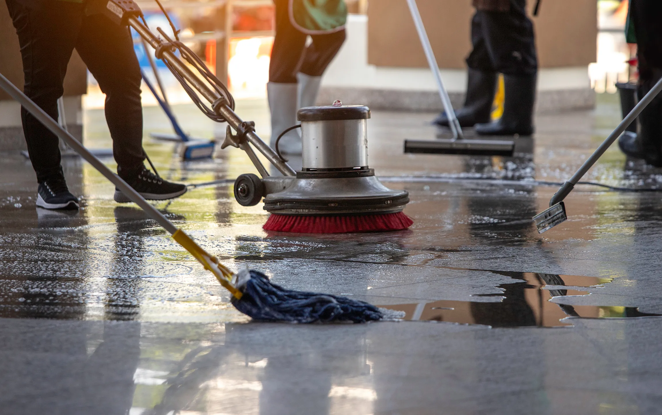 Kuru-Facility-Management-leistungen-Baureinigung-Baufeinreinigung-section-01