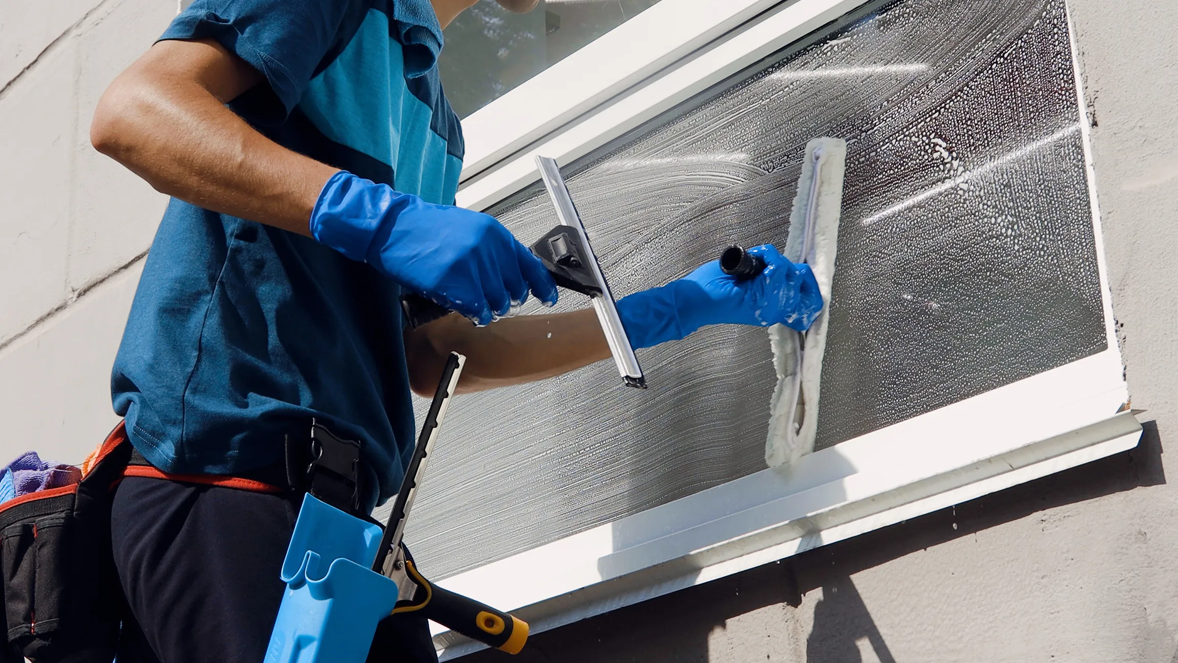 Kuru-Facility-Management-leistungen-Gebäudereinigung-section-03