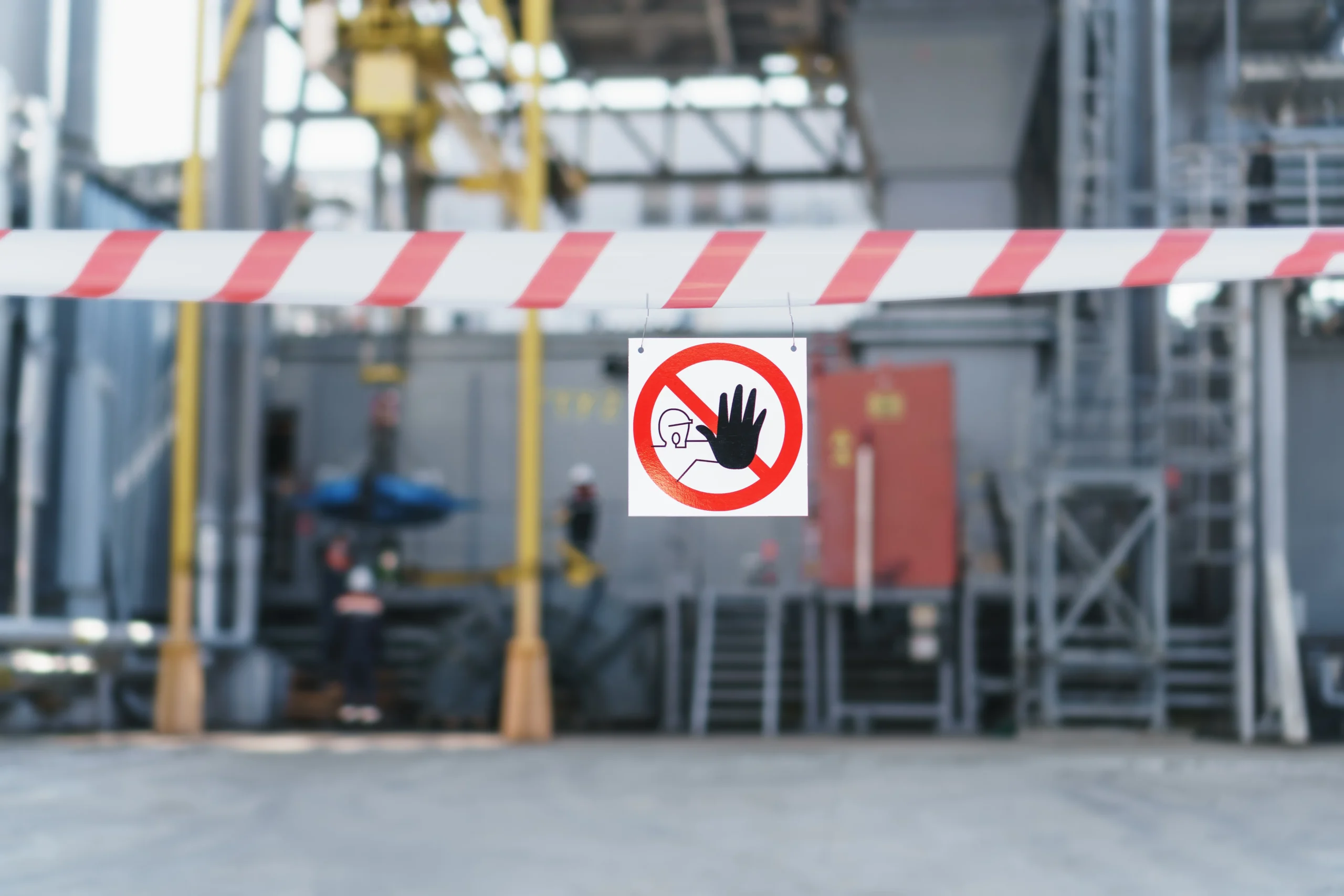 Kuru-Facility-Management-leistungen-Zutrittskontrolle-Sicherheit-section-02