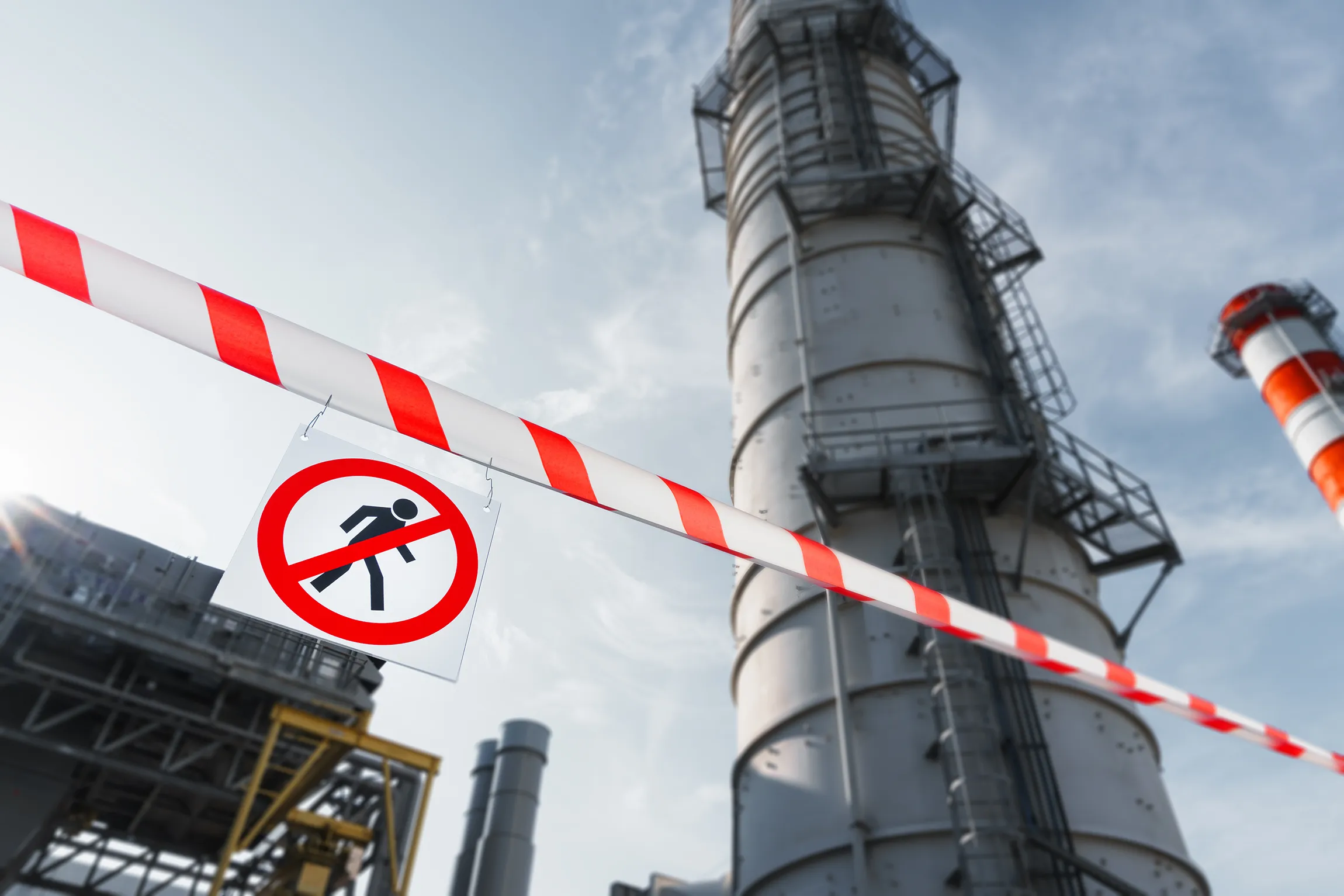 Kuru-Facility-Management-leistungen-Zutrittskontrolle-Sicherheit-section-03